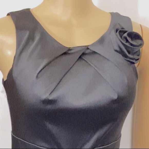 B.Wear Dress Satin stealth black pleated rose detail size 3 - Picture 2 of 13